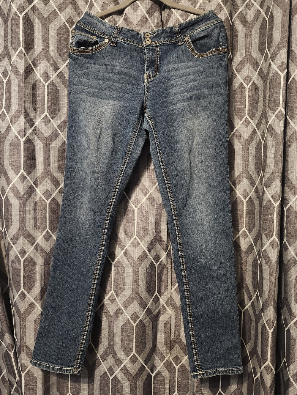 Jade Jeans  Skinny Leg